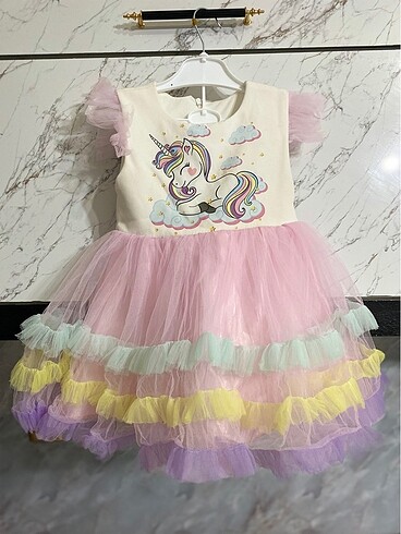 Unicornlu elbise