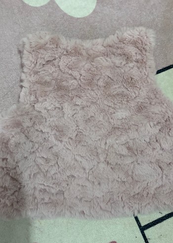 Kız Çocuk Gri Kürklü Yelek - Görsel 4