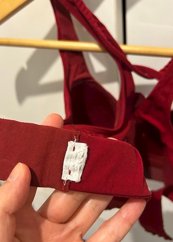 Oysho Kırmızı Spor Sütyeni - Görsel 4