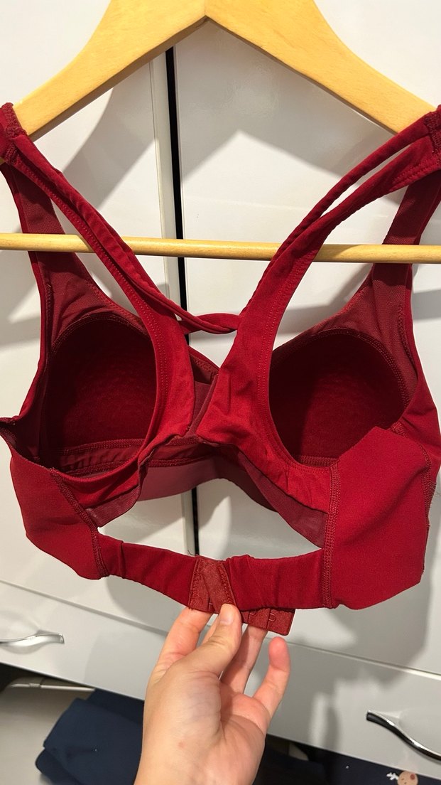 Oysho Kırmızı Spor Sütyeni - Görsel 2