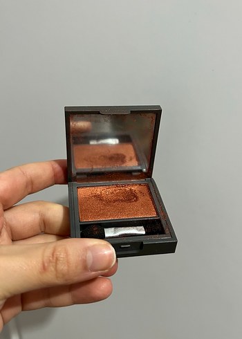 Alix Avien Işıltılı Far - Görsel 3