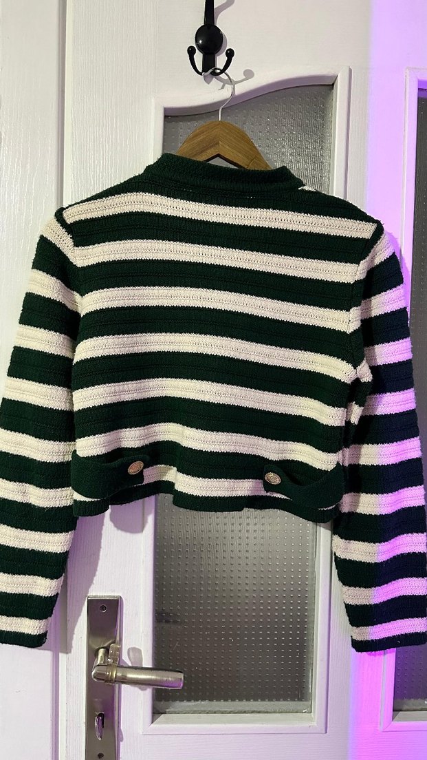 Yeşil-Beyaz Çizgili Örgü Kadın Hırka - Görsel 3