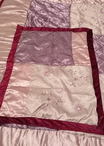 Bordo Nakışlı Parlak Yatak Örtüsü - Görsel 8