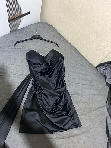 Straplez Siyah elbise
