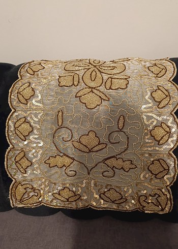 İşlemeli Parlak Altın salon takımı - Görsel 2