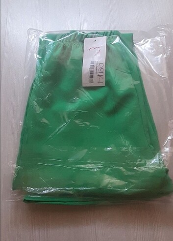 42 Beden yeşil Renk tafisa açık yeşil polyester pantolon