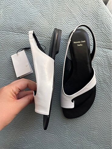 37 Beden Massimo Dutti deri sandalet
