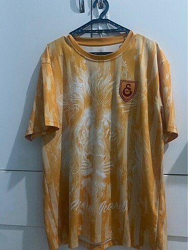Lisanli Icardi T-SHIRT