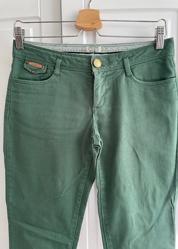 Düğmeli Yeşil Kadın Kumaş Pantolon - Görsel 2