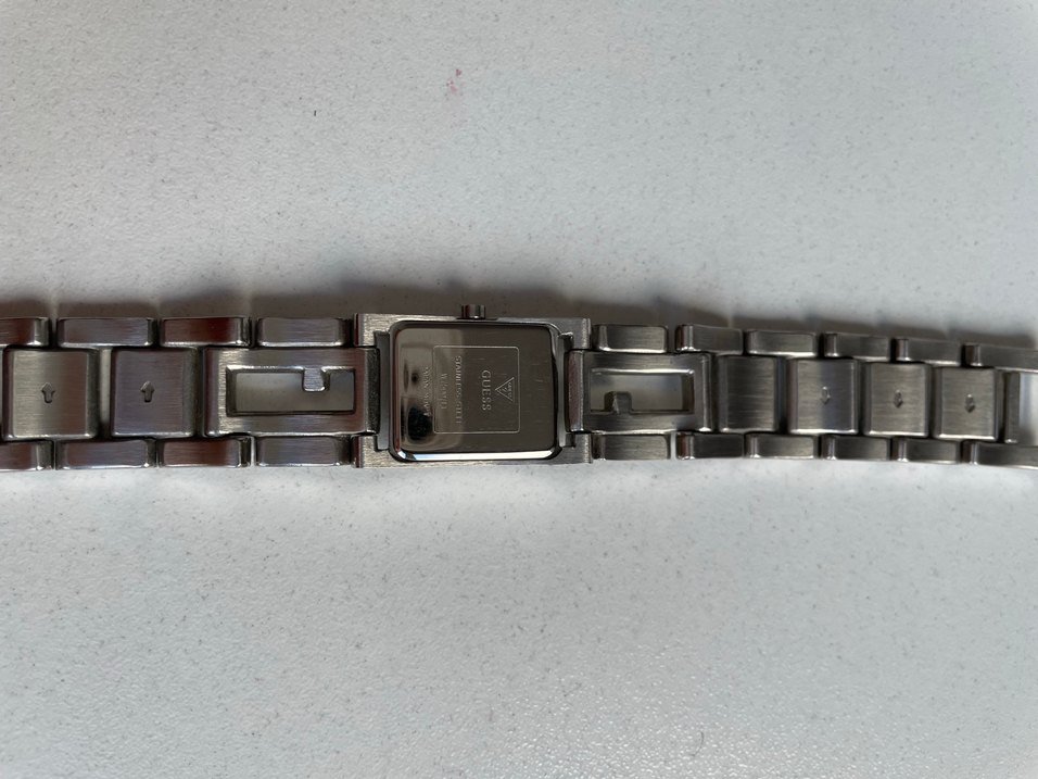 Guess Kadın Gri Beyaz Klasik Kol Saati - Görsel 3