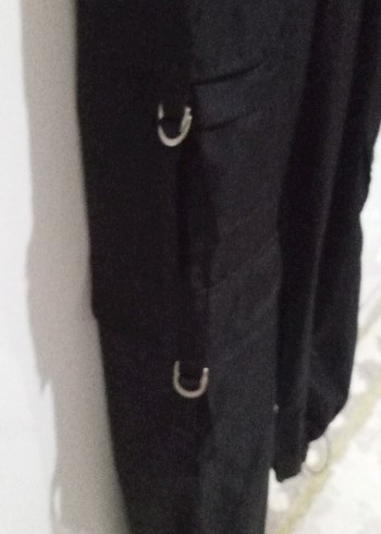 Siyah kumaş yanlardan cepli paraşüt pantolon - Görsel 2