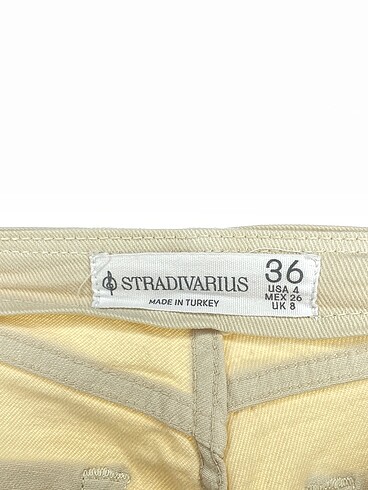 36 Beden ten rengi Renk Stradivarius Jean / Kot %70 İndirimli.
