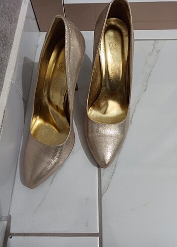 Diğer 39 no stiletto