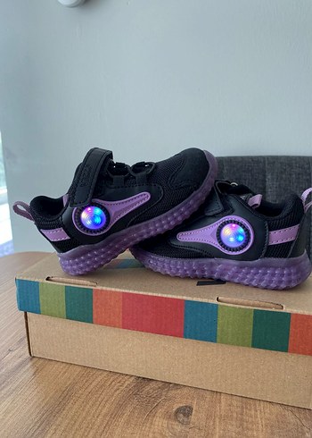 Vicco vicco 22 numara kız bebek spor ayakkabı