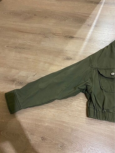 s Beden Crop ceket