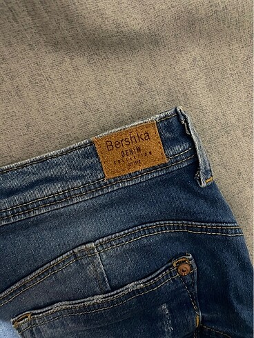 s Beden lacivert Renk Bershka push up kot şort