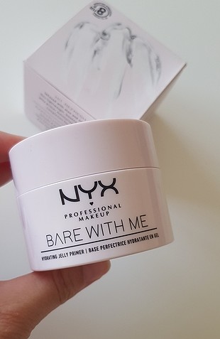 Nyx Bare with me jelly primer