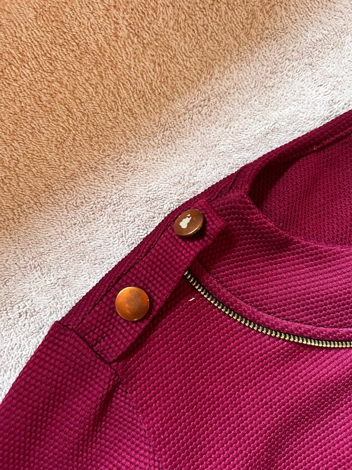 Bordo Düğmeli Uzun Kollu Tişört - Görsel 4
