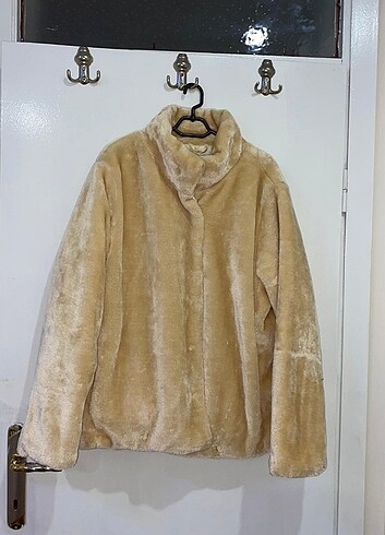 OVERSİZE YUMUŞACIK PELUŞ MONT 