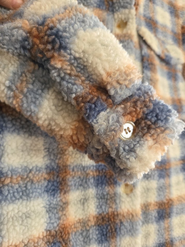 Erkek Çocuk Düğmeli Oversize Peluş Mont - Görsel 4