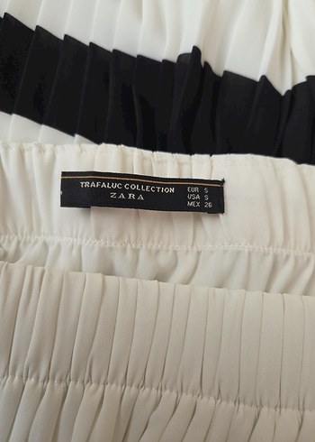 Kadın Beyaz Siyah Şeritli Pilili Uzun Etek - Görsel 3