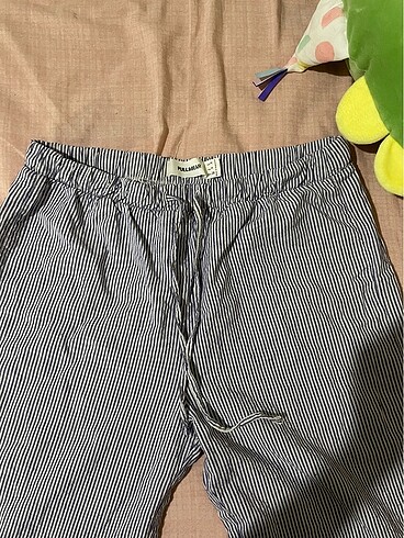 m Beden mavi Renk Pull and bear çizgili keten pantalon