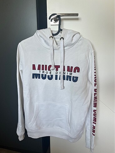 Mustang Kapüşonlu sweatshirt