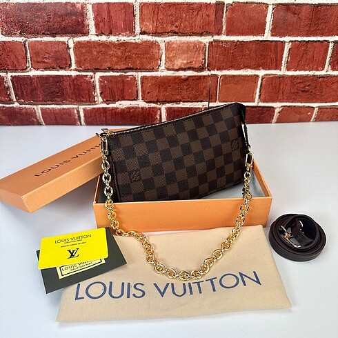 Louis Vuitton vejital bayan çantası