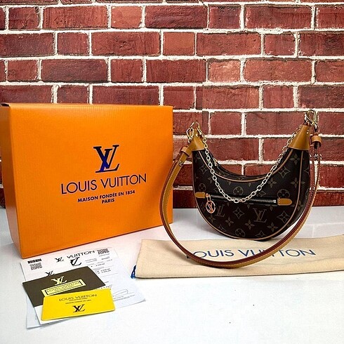 Diğer Louis Vuitton loop bayan çantası