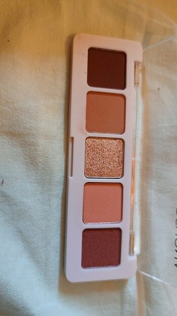 Mini Biba palette