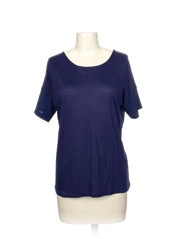 Mudo T-shirt %70 İndirimli.