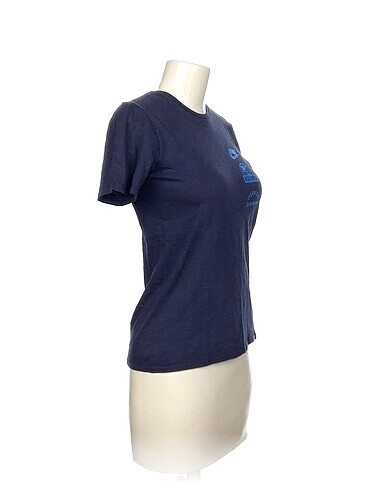Nike Nike T-shirt %70 İndirimli.