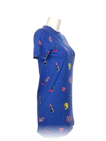 H&M H&M T-shirt %70 İndirimli.