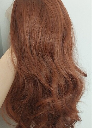 REDDISH BROWN TÜL PERUK
