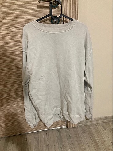 Bershka Erkek Sweatshirt Beyaz