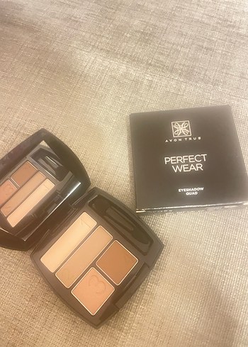 Avon True Perfect Wear Göz Farı Paleti