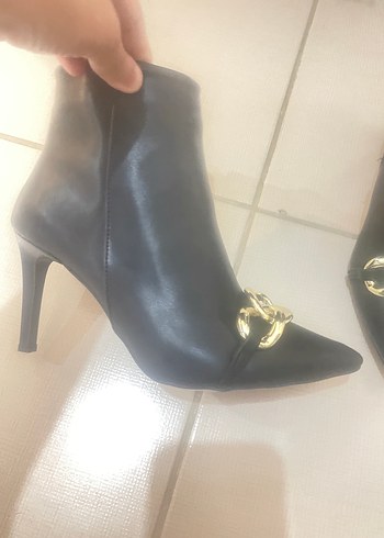 36 Beden siyah Renk Siyah Parlak Deri Stiletto Topuklu Bot