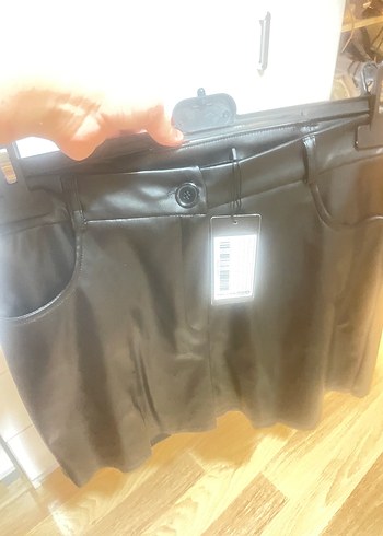 Siyah Deri Kadın Şort - Görsel 5