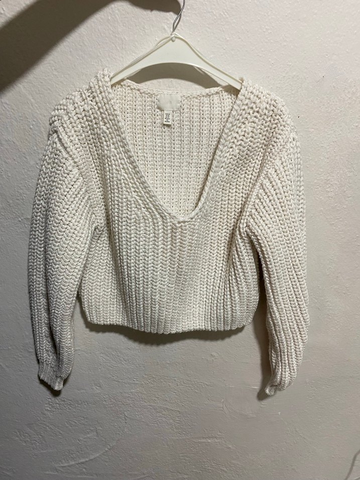 Beyaz V Yaka Örgü Kadın Kazak - Görsel 2