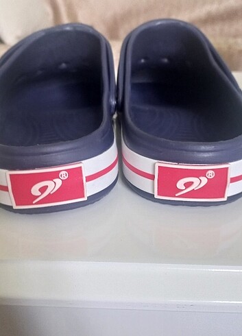 42 Beden Crocs terlik