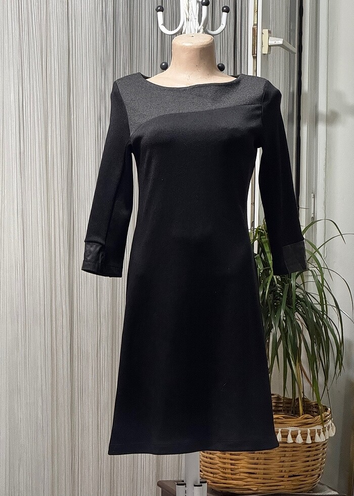 Siyah koyu gri detaylı elbise - Görsel 2