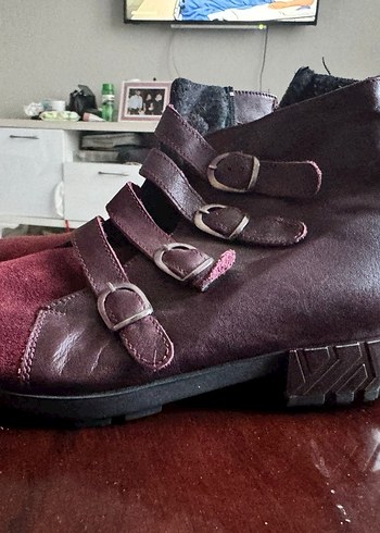 38 Beden bordo Renk Bordo Süet Tokalı Dolgu Topuk Kadın Bot