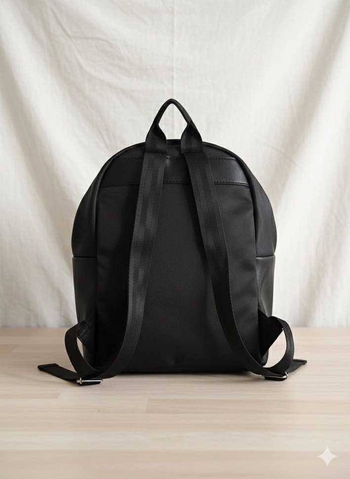 Siyah Deri Minimalist Sırtta Çanta - Görsel 3