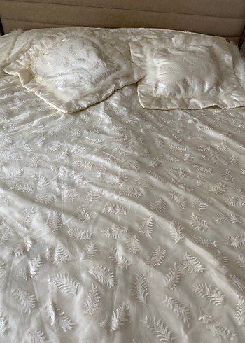 Parlak Beyaz tüylü Yatak Örtüsü - Görsel 5