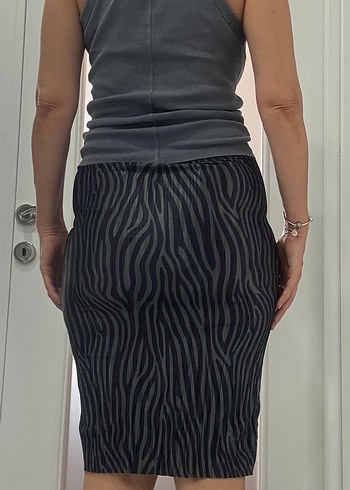 Yeşil Zebra Desenli Pilili Midi Etek Medium - Görsel 2