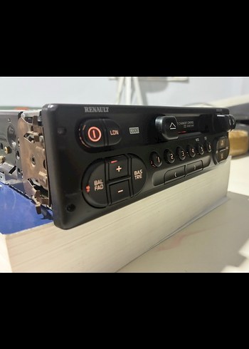 Renault Oto Teyp - Görsel 2