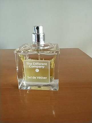 the different company sel de vetiver 5 ml dekant