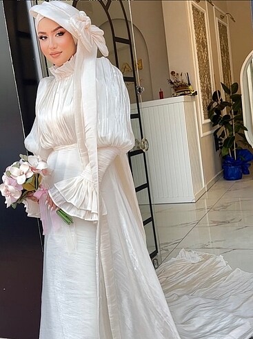 Tesettür nikah elbisesi