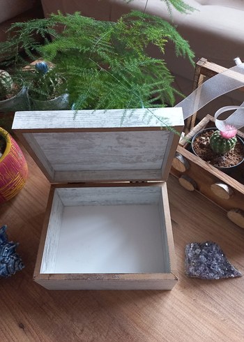 Ahşap dekoratif sandık - Görsel 2