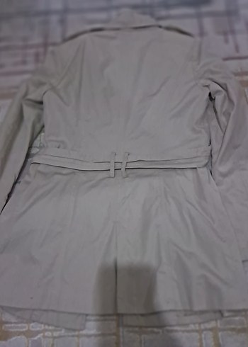 Düğmeli Bej Kadın Trençkot - Görsel 3